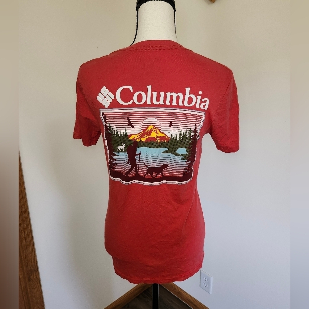 ☀️ Columbia Outdoors Hiking Graphic T Shirt